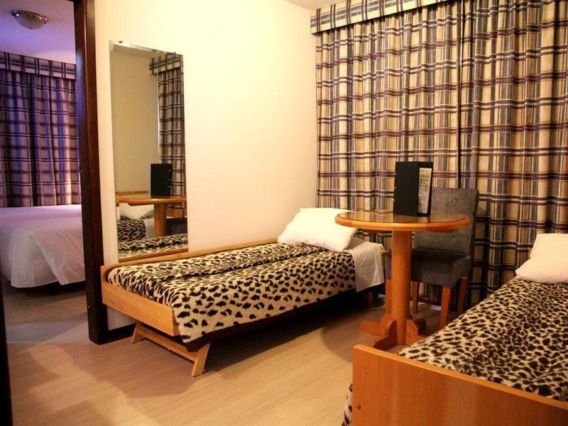 Hotel Flat Petras Residence Curitiba Exteriör bild