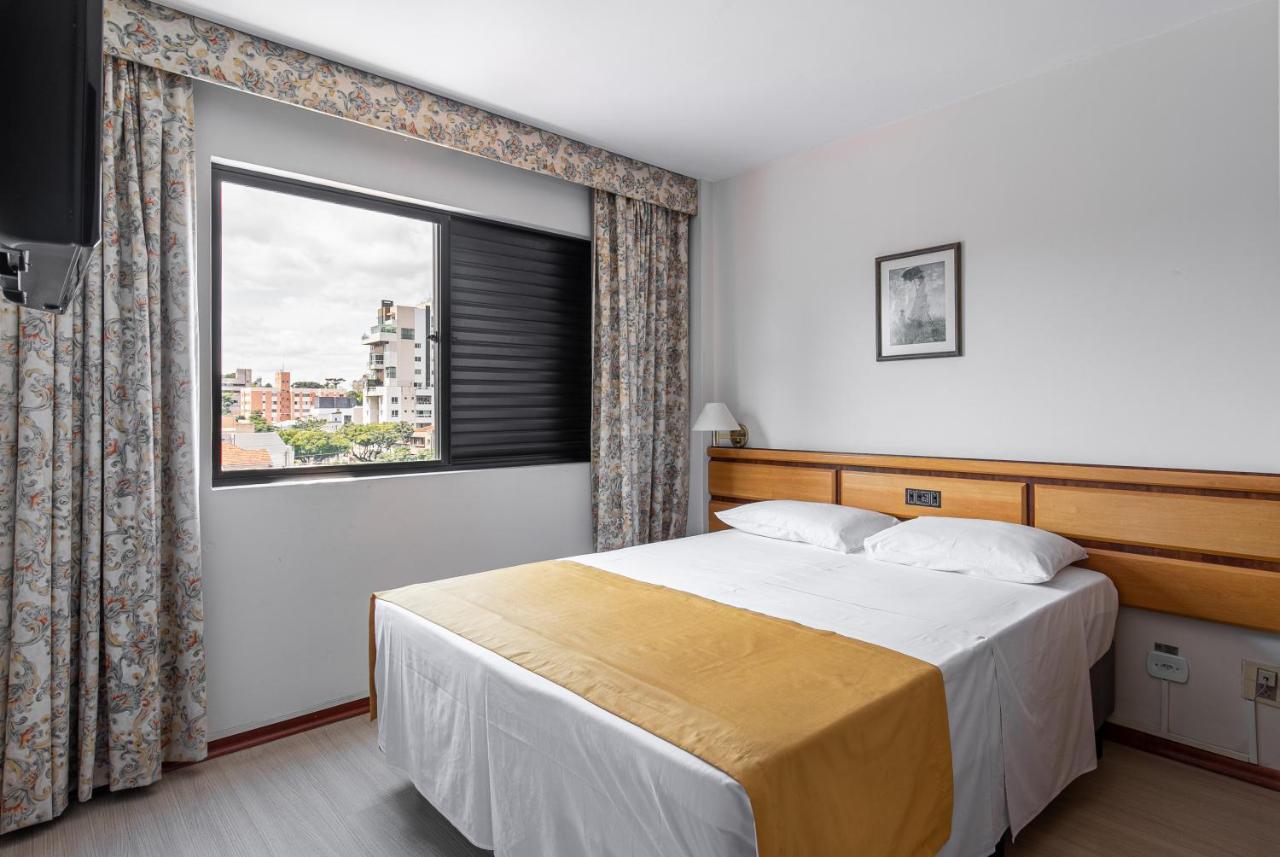 Hotel Flat Petras Residence Curitiba Exteriör bild