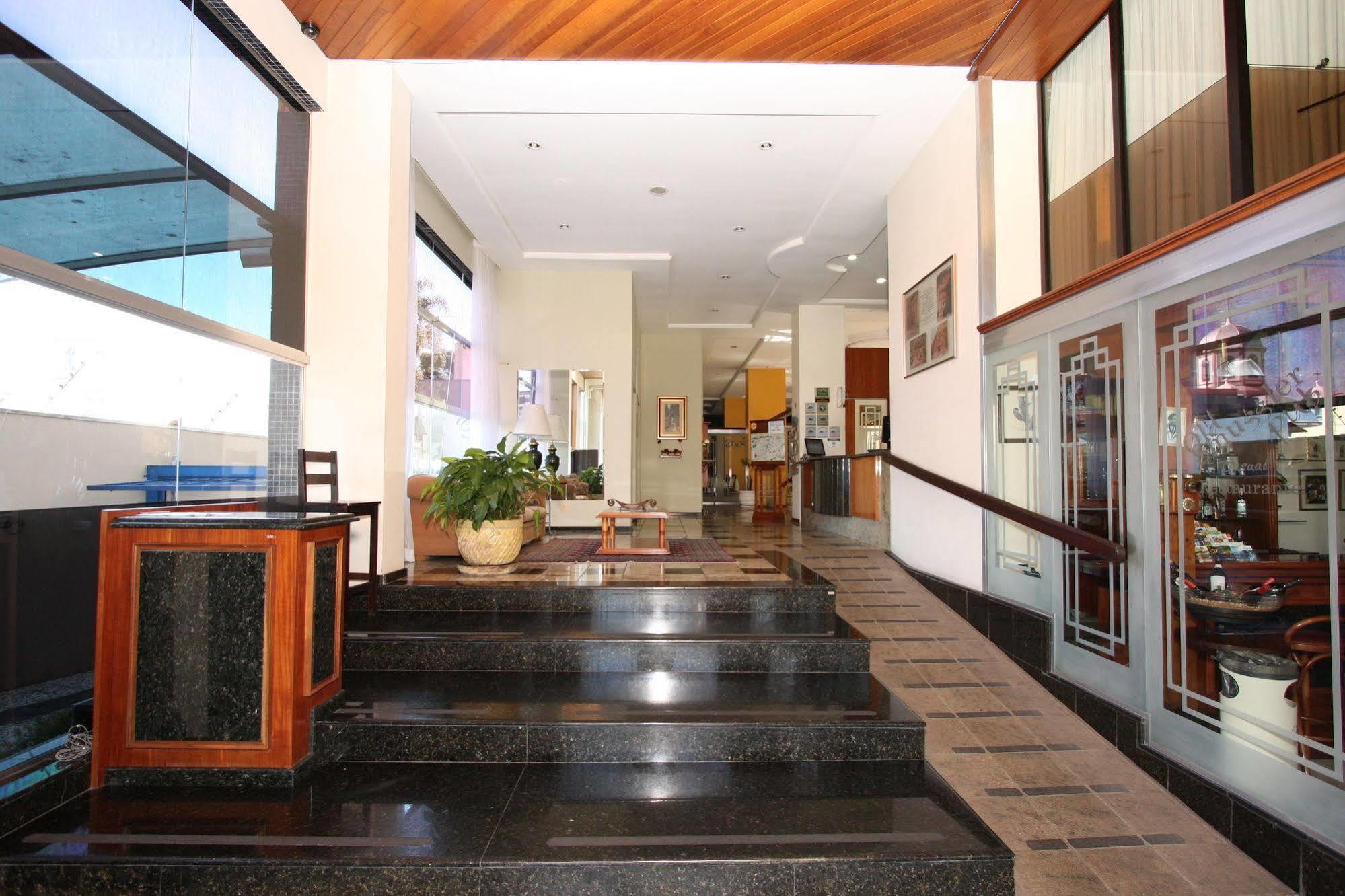 Hotel Flat Petras Residence Curitiba Exteriör bild